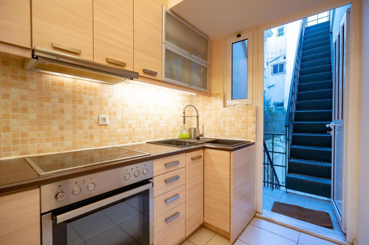 Acropolis Metro St.3 Bedrοοms 6 Persons Maisonette Athen Exterior foto